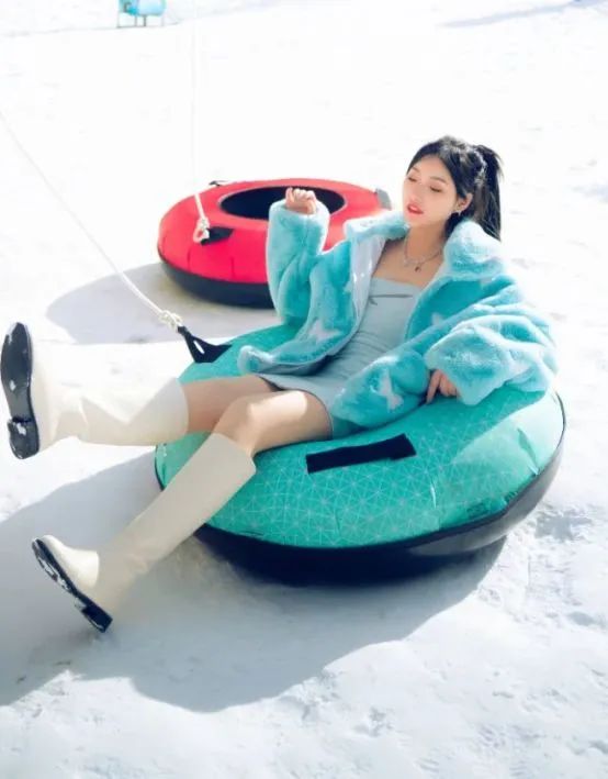 冰雪娱乐×色彩时尚大片｜冰雪娱乐场开启倒计时1天