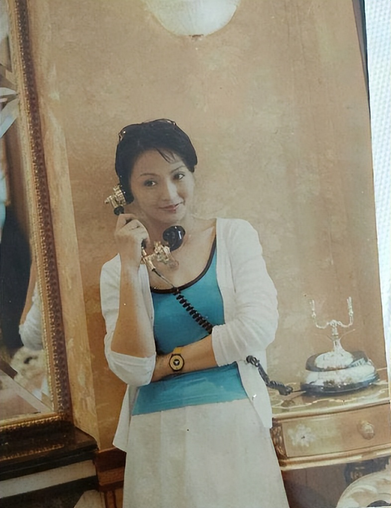 "香妃"刘丹:27岁去世后,父亲和哥哥相继离世,一家四口只剩母亲