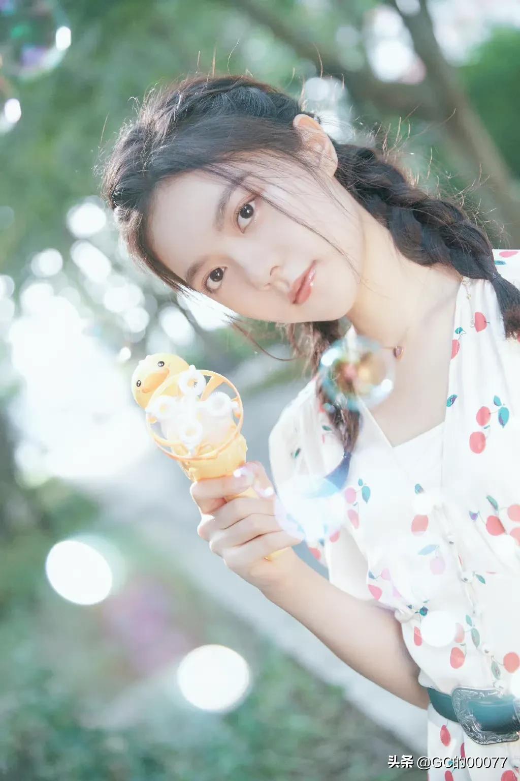 明星图片赵今麦