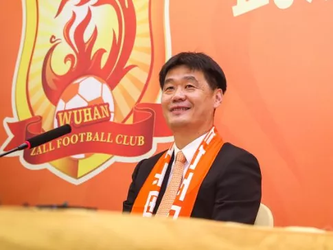 袁弋出任新任主帥（李鐵辭職，李霄鵬接任中國男足主教練）
