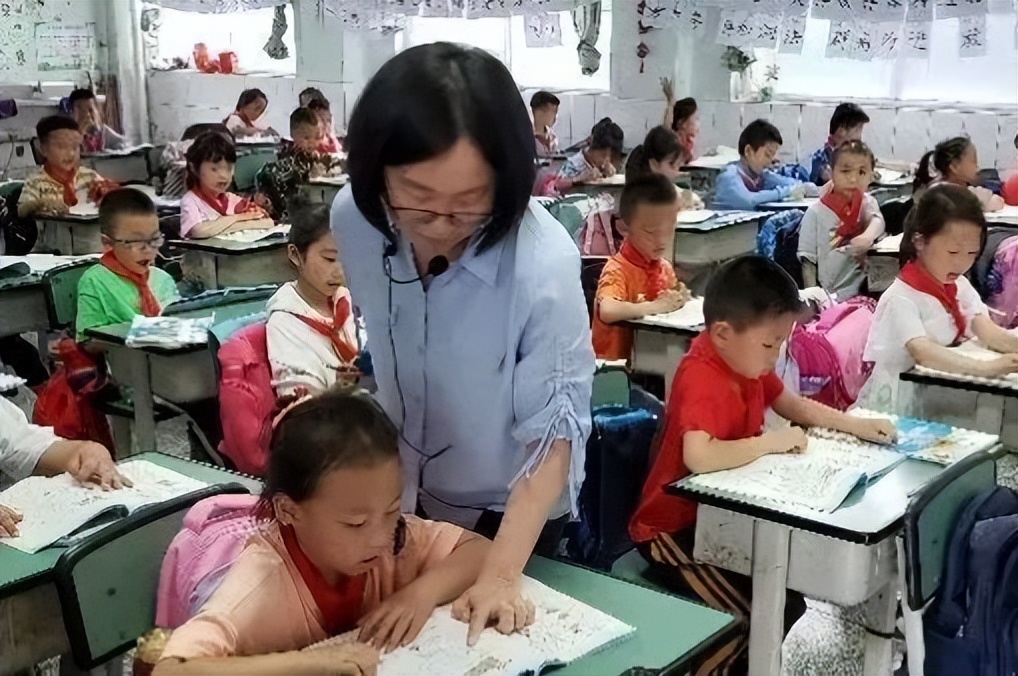 麓溪河畔 墨韵白小｜四川天府新区白沙小学名优教师风采展示（三）