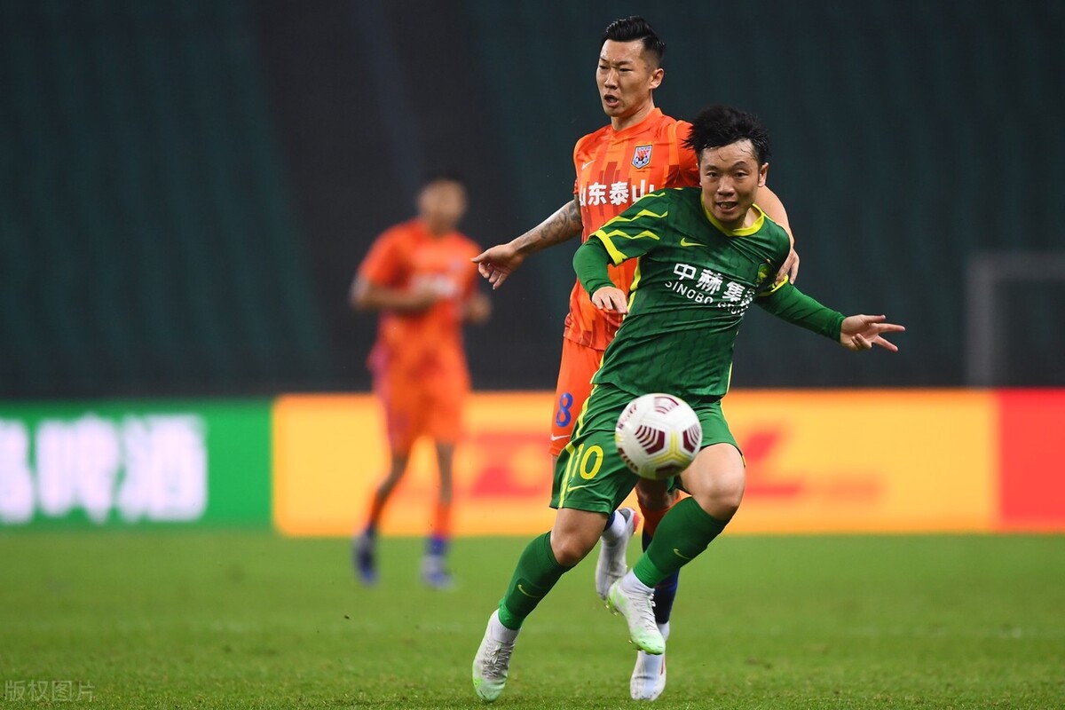 北京国安1-1山东泰山(中超-泰山2-1逆转国安，豪取双线13连胜 孙准浩世界波贾德松绝杀)