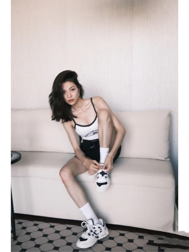 钟楚曦：中性风、法式风、港风，你想要的我都有