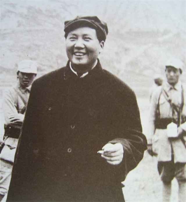 除了毛朱刘周任五大书记，还有2位候补书记：是谁？结局如何？