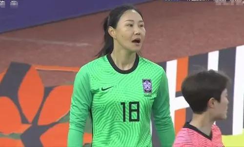 女足韩国门将叫啥(值得我们尊重的韩国女足整容守门员一一金正美)