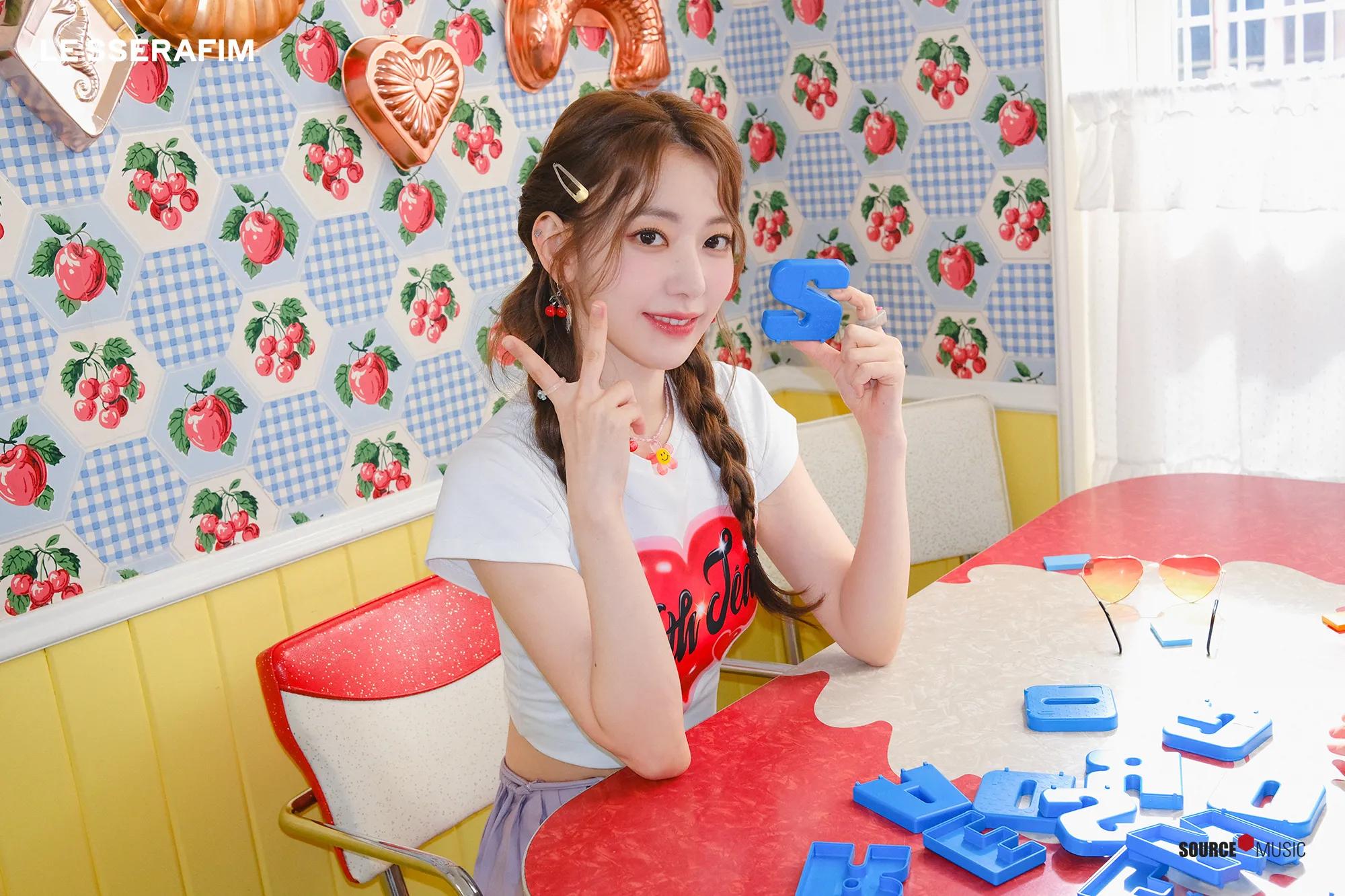 绝美"小樱花"宫脇咲良小清新写真图集,元气十足大眼迷人