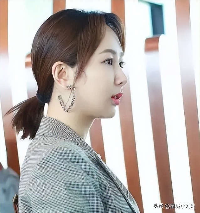 这是谁的侧脸(女明星侧颜盘点:刘亦菲仙,张柏芝美,赵露思原生鼻太美)