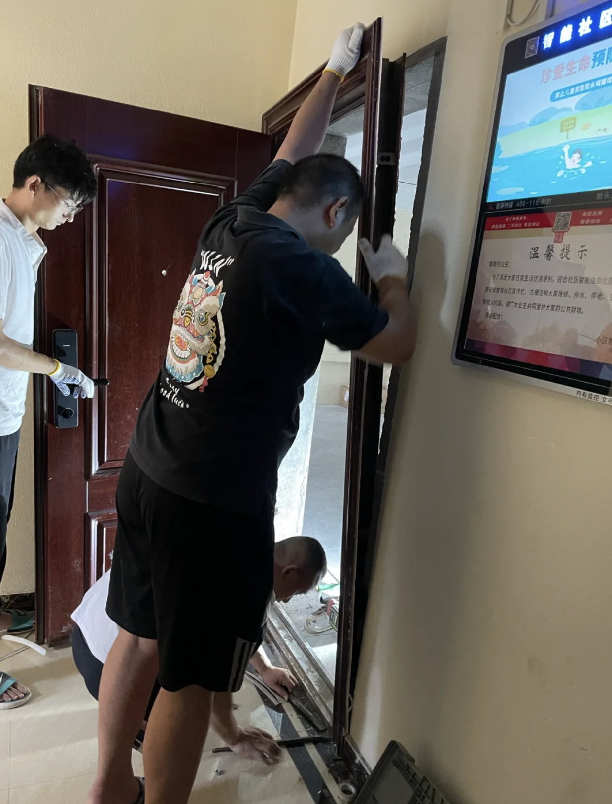 不顾设计师反对，客厅坚持“12不做”，入住后真香了