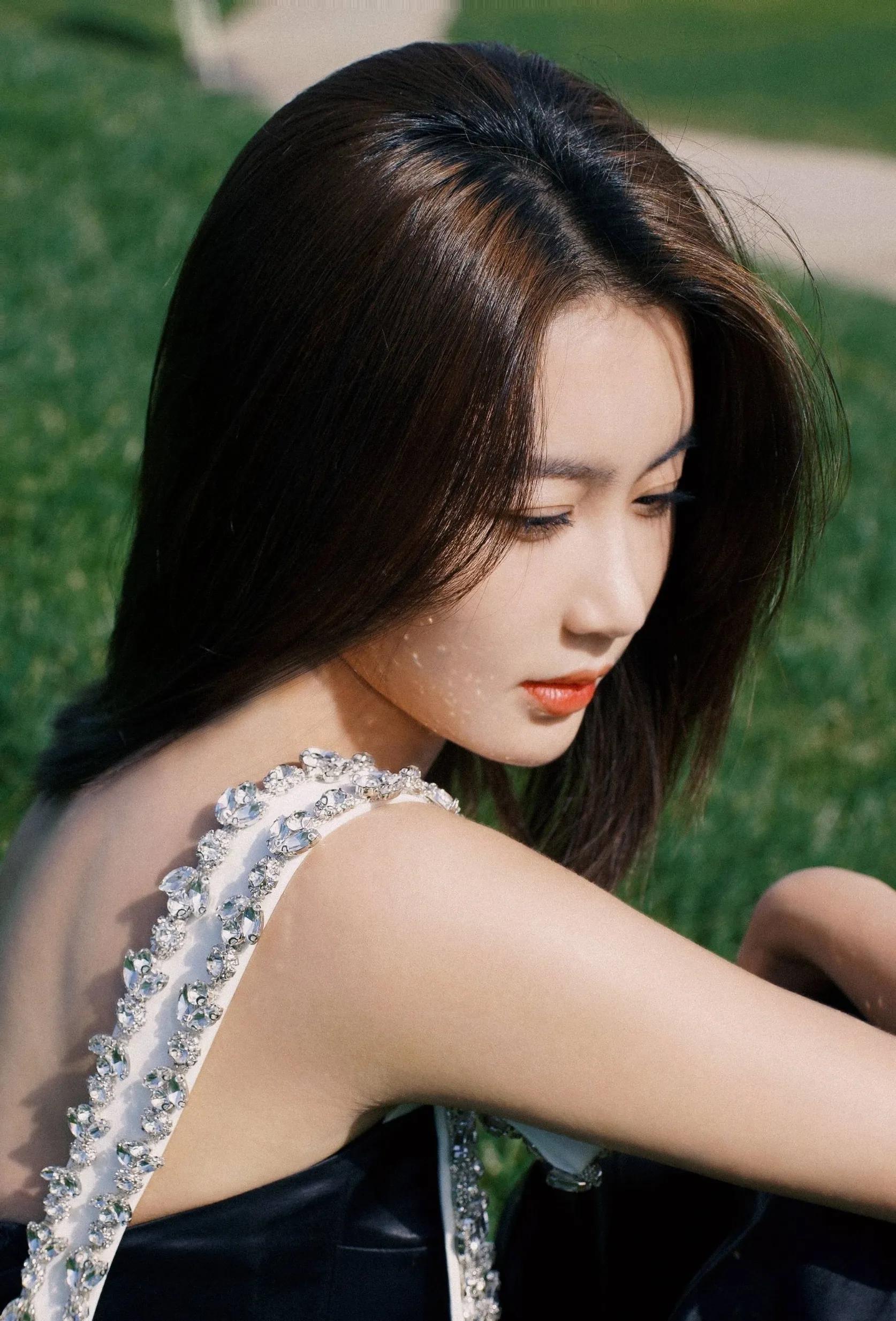 张雅卓:一位又美,又仙,又酷,又飒,又帅的气质女星