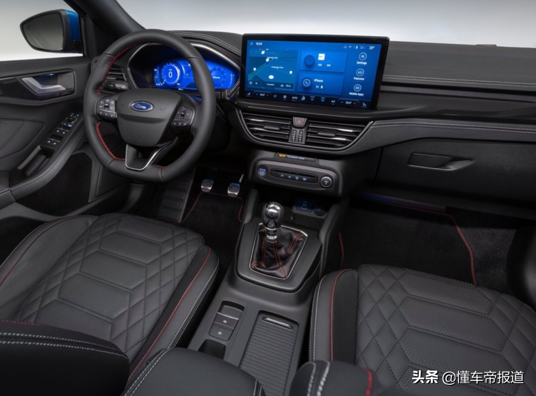新车 | 换装1.5T四缸发动机，长安福特新款福克斯实车曝光