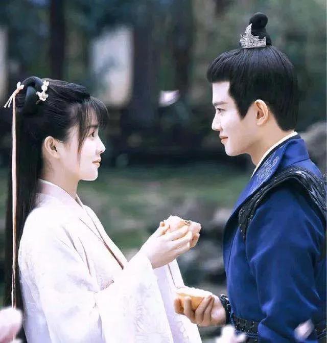 师徒虐恋别硬演，有人唯美动人，有人活像偷人，还得看主角CP感