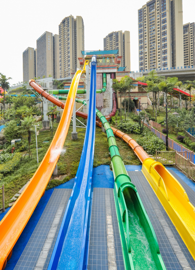 水上游乐设施 潮流水上游乐设备厂家-只专注一件事-否群百科