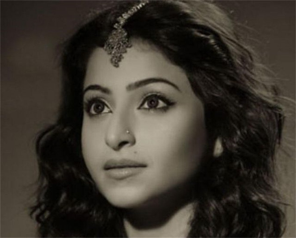 中国厨师小伙苦追印度女星，9年的坚持，终于抱得美人归