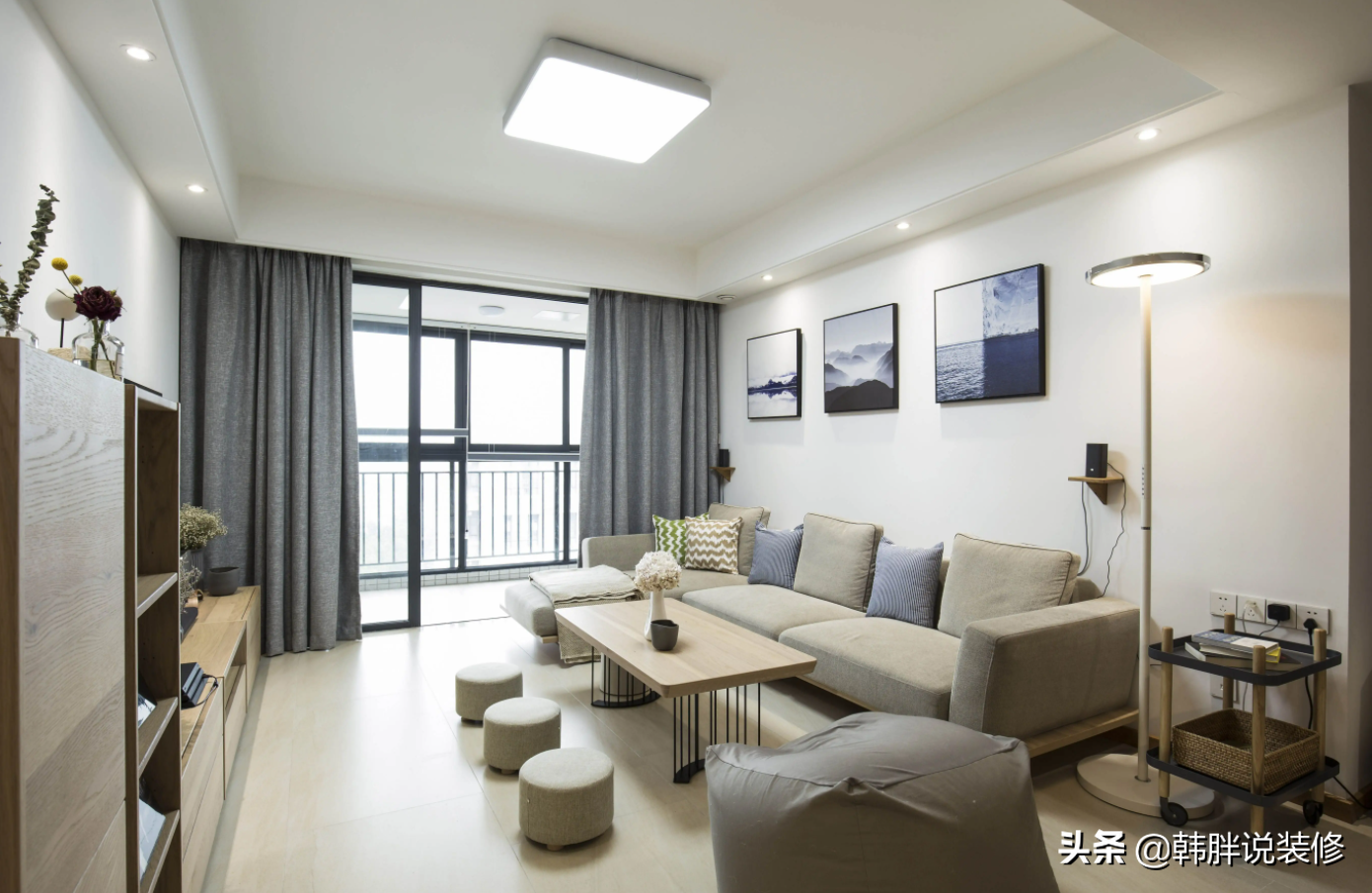 客厅阳台是打通好，还是装推拉门好？看完优缺点，你心里就有数了