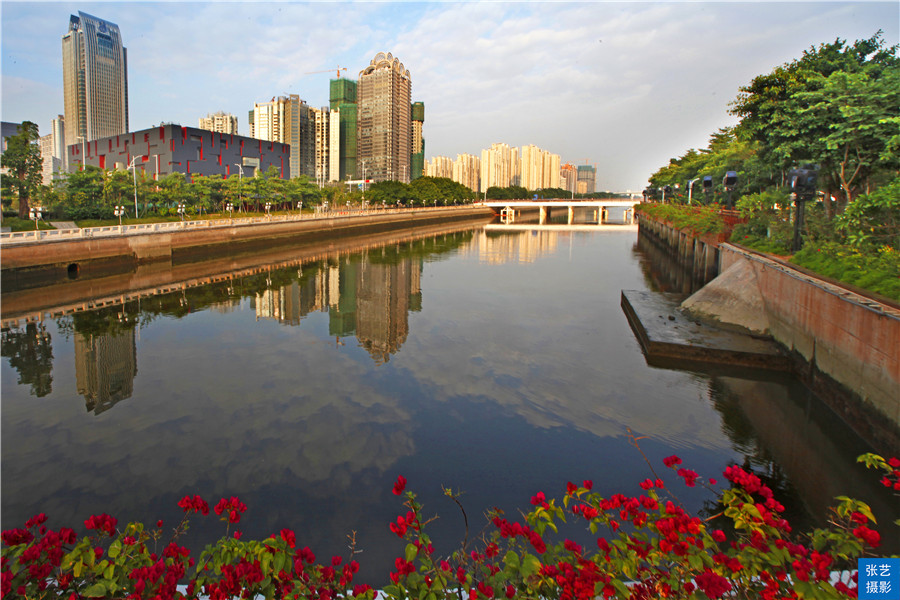 广州市亚运公园要门票吗(广州珠江边一公园耗资5亿元，位于广州中轴线上，免费开放评价高)