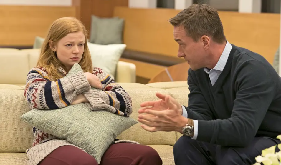 《继承之战》两代人之间的权力斗争,抓马十足,冲突十足