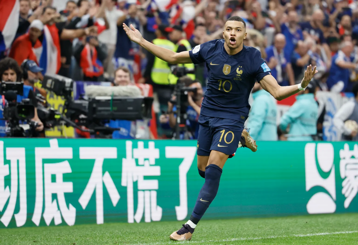 本次世界杯的精彩镜头是哪些（姆巴佩力挽狂澜、梅西皇袍加身！世界杯精彩画面、亮点总整理！）