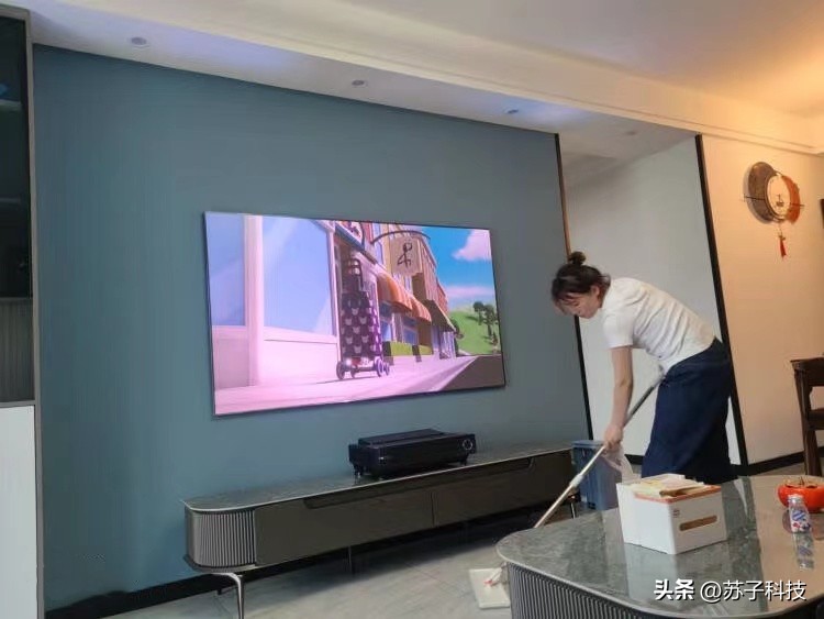 家里電視哪里看世界杯（梅西最后一屆世界杯：阿根廷VS沙特！用大屏電視看世界杯更爽）