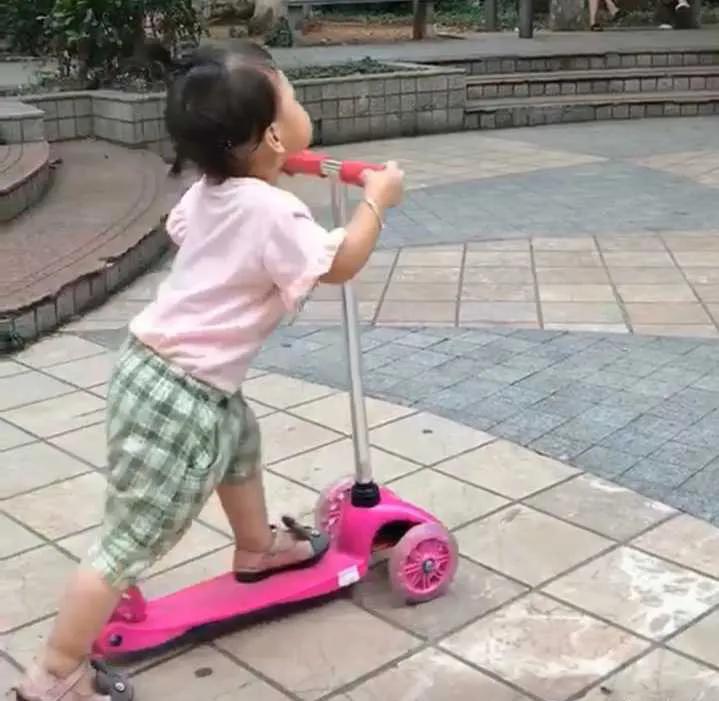二年级孩子个子小适合学习篮球吗（儿童适合什么锻炼？有哪些好的运动帮助孩子增强体质）