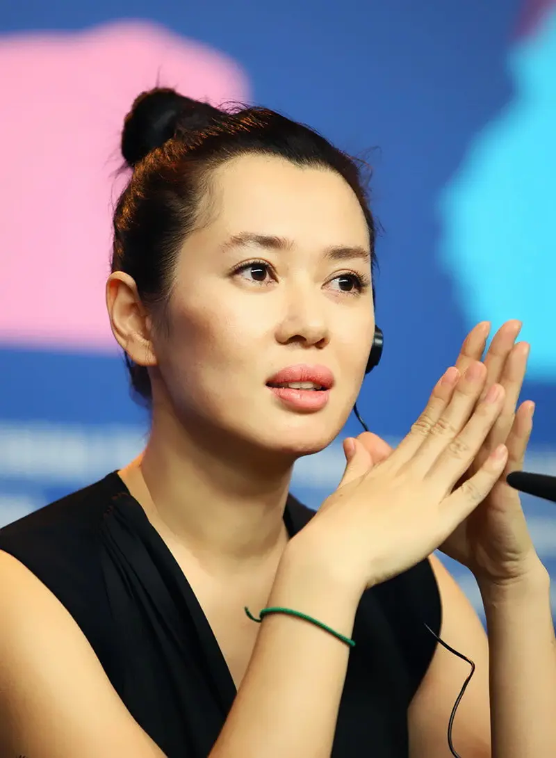 至今未嫁的8位大龄女星,多人情史复杂,1人情史为零,没谈过恋爱