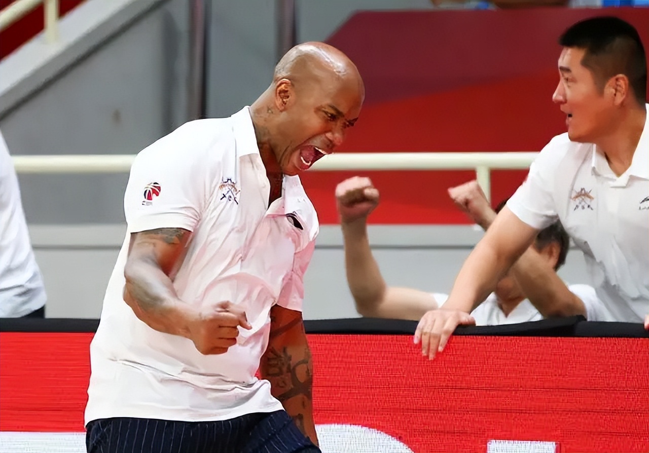 cba常规赛第一名是哪个队（CBA排名更新！北控力压辽篮升至第一，马布里带队迎来梦幻开局）