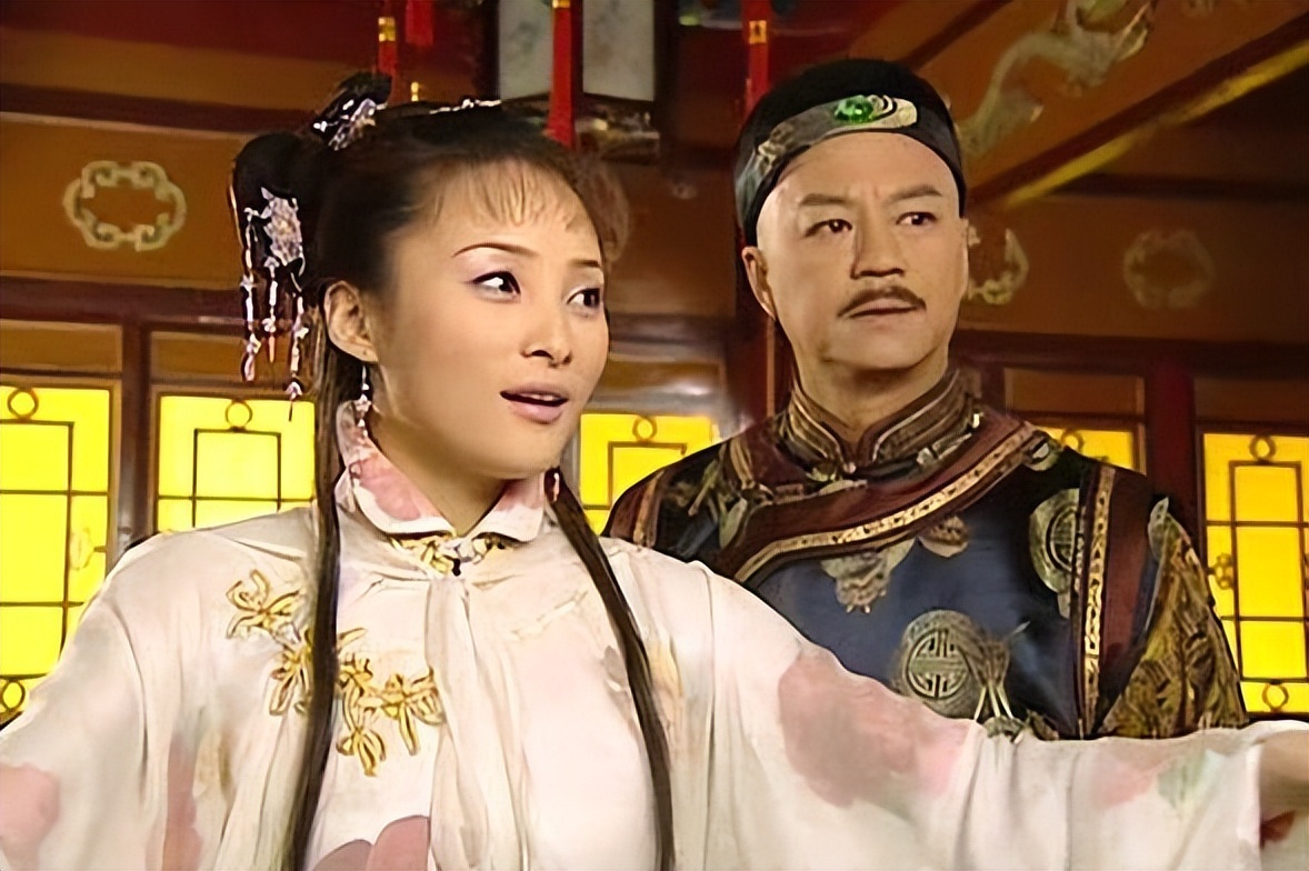 《还珠》夏雨荷为何自己不来找皇上，反而让紫薇千辛万苦进宫？