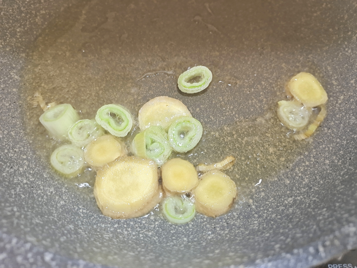 春天，多给孩子喝8种营养汤羹，钙含量高，营养丰富