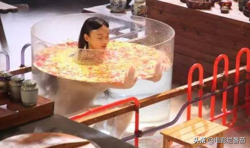 陈晓爬土堆，胡歌划旱船，黄圣依蛇出洞，那些幕后让我笑到肚痛