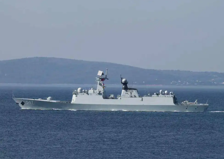 中美防長通話當天，解放軍護衛艦疑似現身台東外海，台軍試射導彈