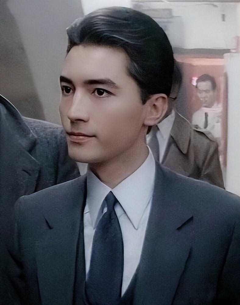 华人巨星尊龙:我没有家,没有父母,没有童年,死后也不要墓碑