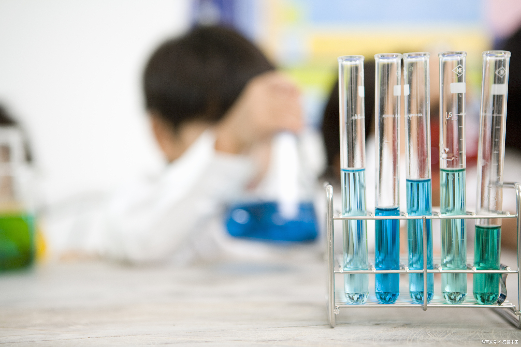 生物学专业：真的是坑？毕业后可以从事什么行业？好不好找工作？