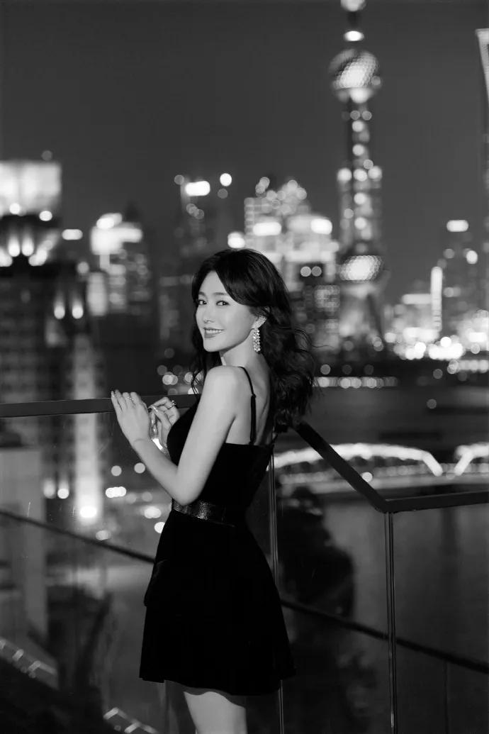 秦岚一滴泪，天上一颗星