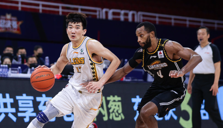 cba和辽篮哪个厉害(CBA亏惨！总决赛收视率暴跌，辽篮3-0广厦，赛后将帅展望总冠军)