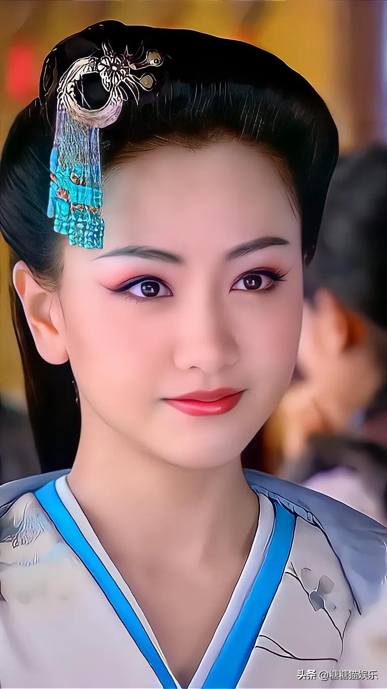 当杨颖遇到杨蓉时，两大女神谁更美一筹？