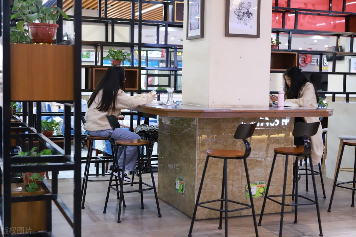 今年专升本考上了民办本科，学费很贵，还值得去吗？