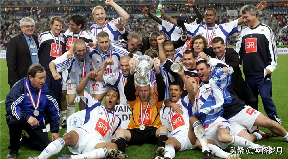 法甲指的是什么（足球岂止大都会！全城不足十万人，这些球队却站在了五大联赛）