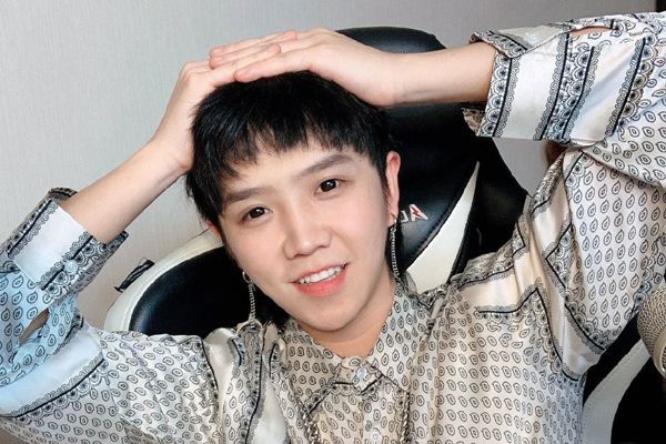 "千万网红"郭聪明,一首98k火遍全网,23岁却因"震颤病"退圈