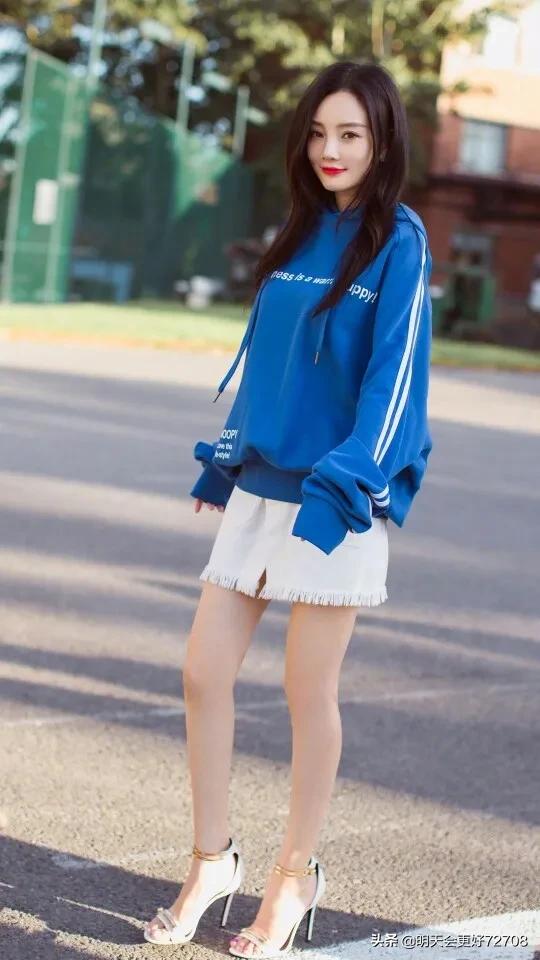 分享图片：李小路惊艳写真照