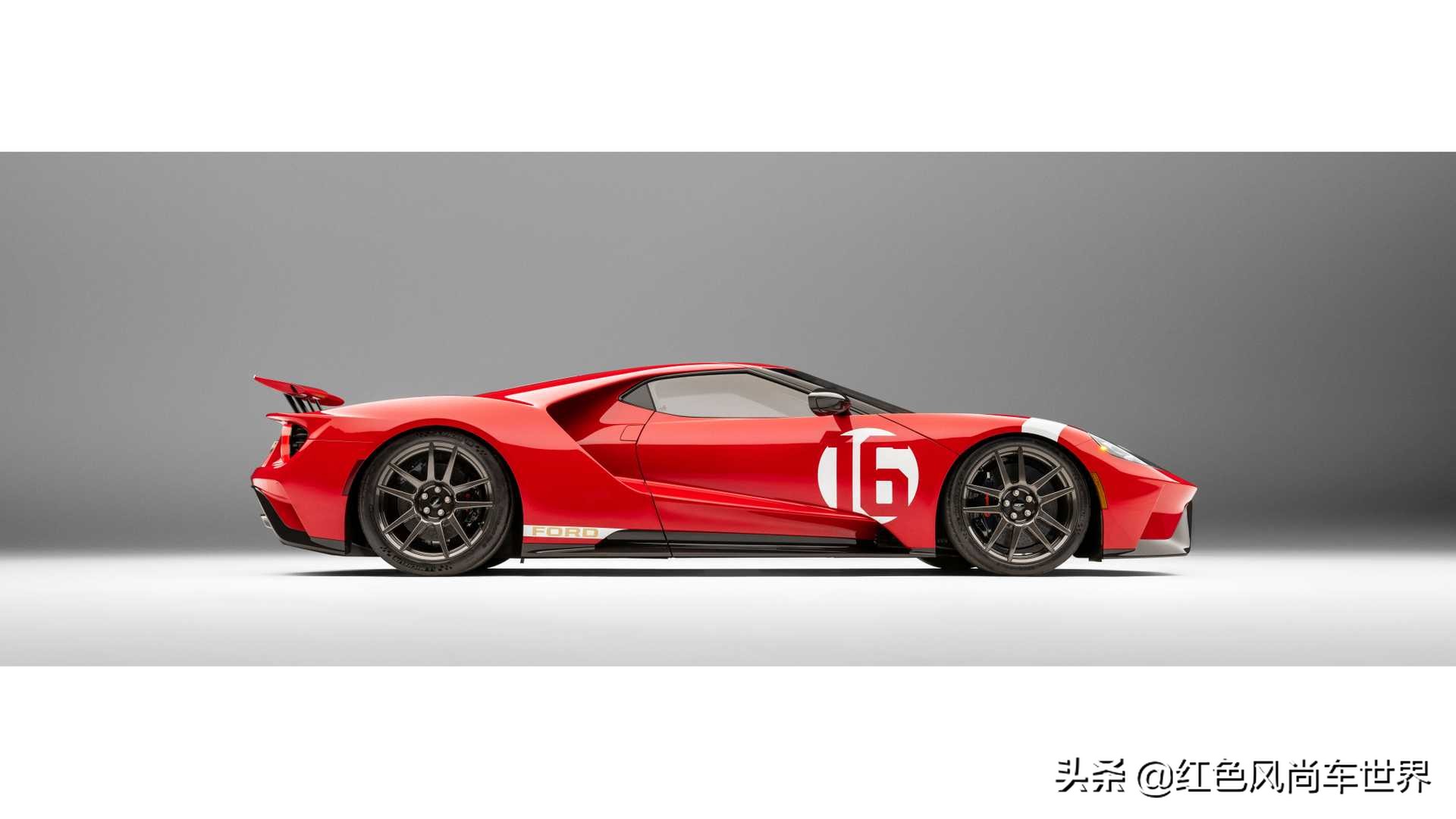 2022款福特 GT Alan Mann 遗产版在芝加哥车展首次亮相