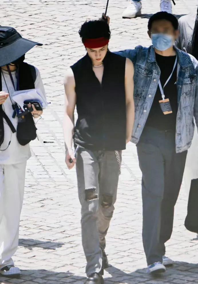 #刘耀文#萌探探案