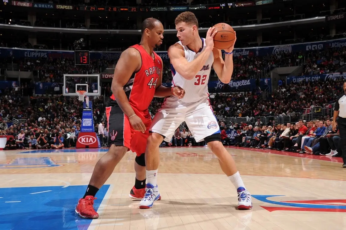 查克海耶斯为什么能上nba（罚球怪异的传奇生涯：从落选秀到被人熟知，NBA最矮的首发中锋）-华海博客