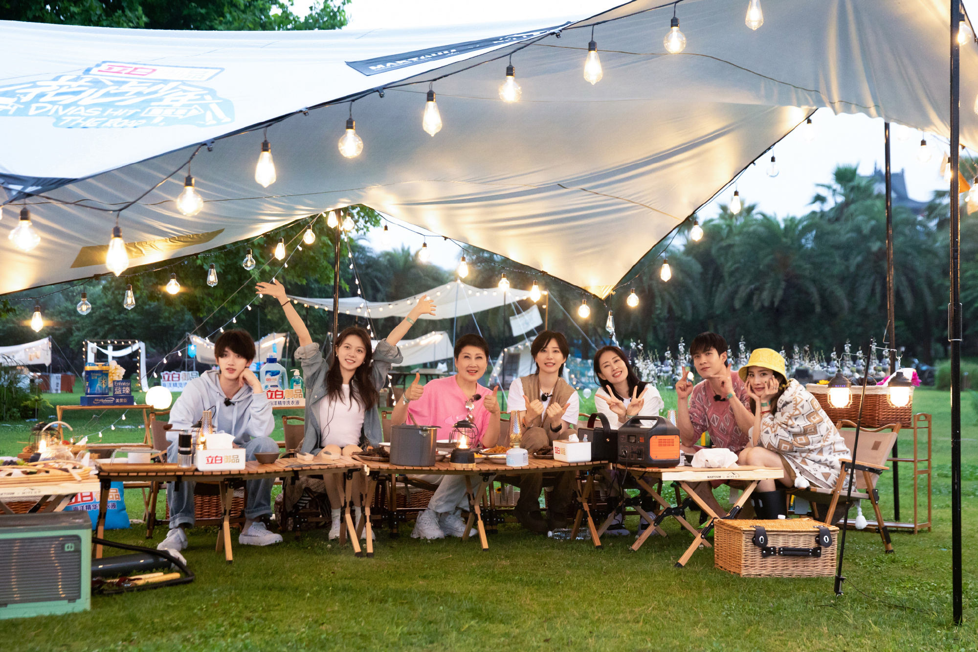 花少第一季大家关系如何(《花少4》首播收视不佳!