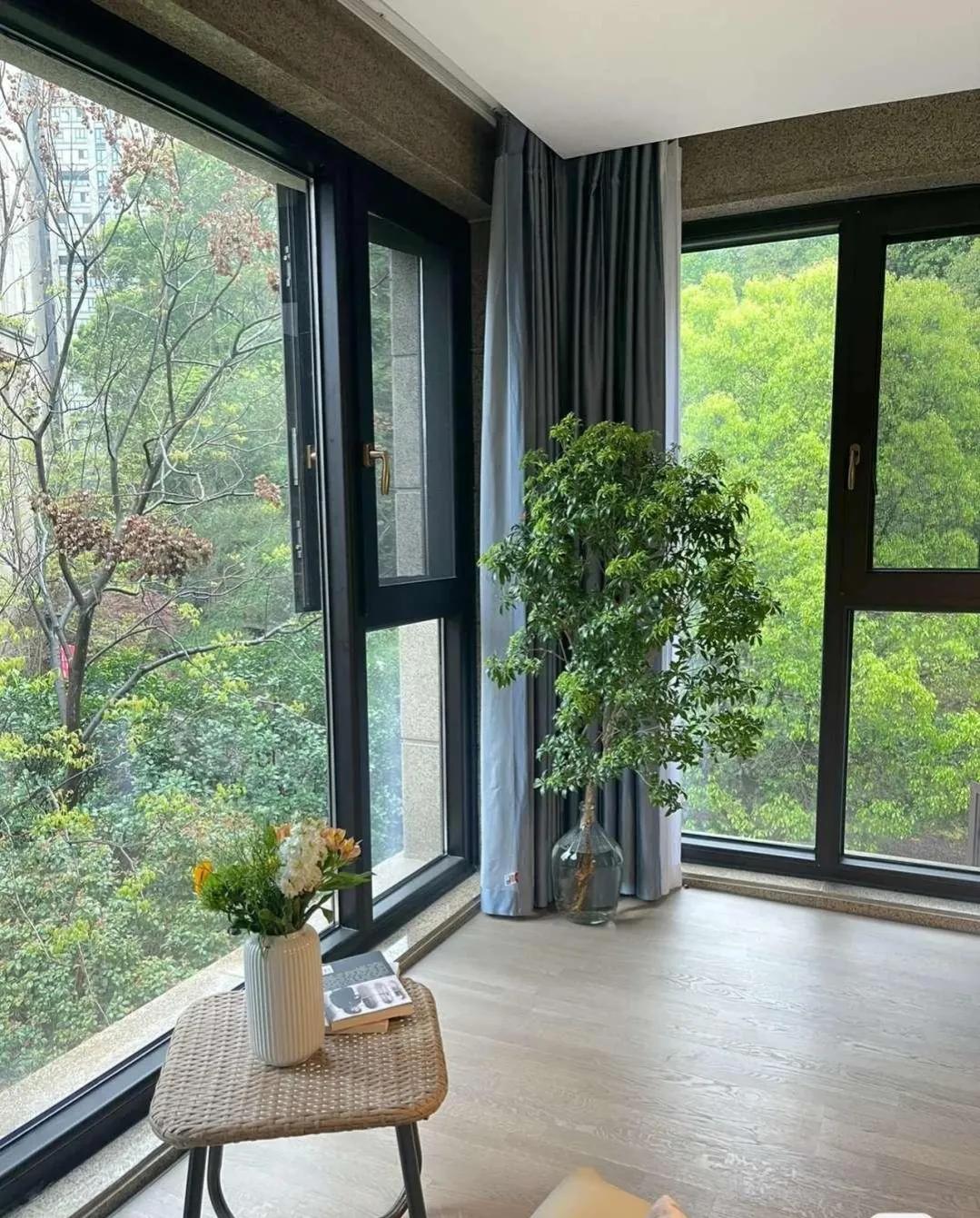 买了一套三楼150平的洋房，装修效果很惊艳，邻居直呼太好看了