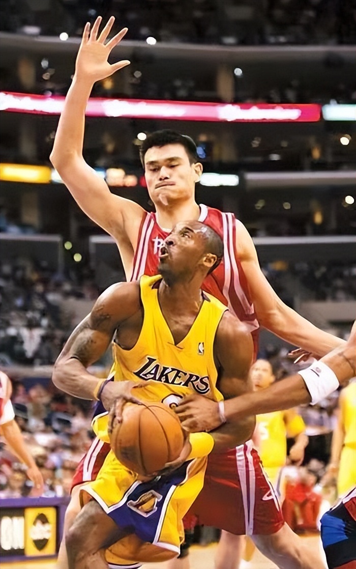 NBA直播湖人vs火箭(NBA最经典的比赛，不得不提13年前西部半决赛，姚明的火箭vs湖人)