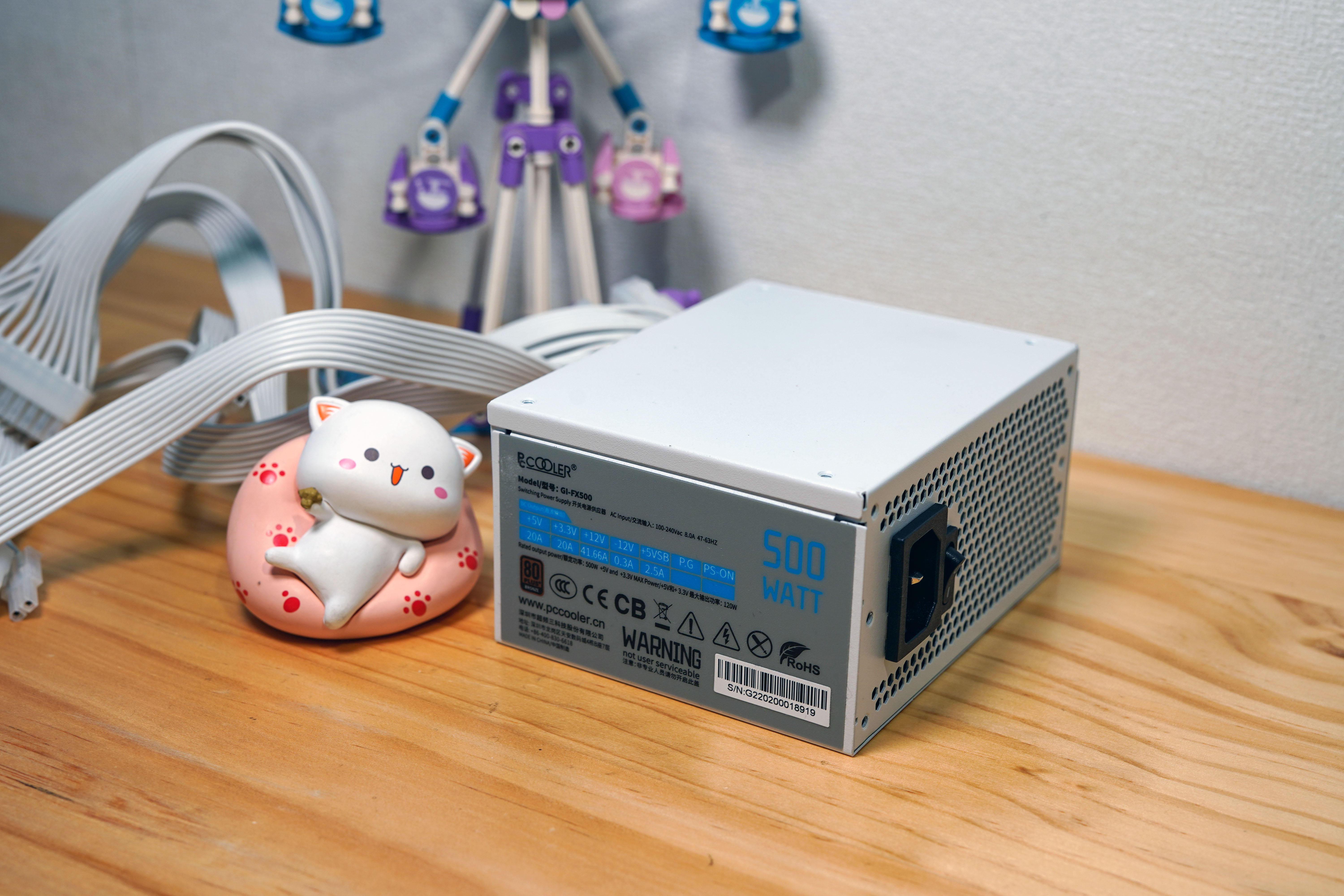 手把手教你装台白色ITX电脑主机，超频三钒星SFX电源+蜂鸟I100 PRO