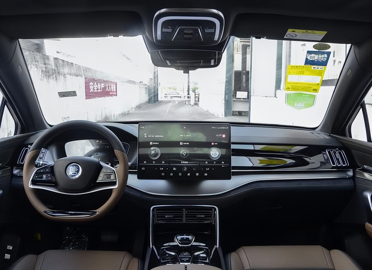 21万提了辆比亚迪唐DM-i，开了3500公里，车主一肚子话要说