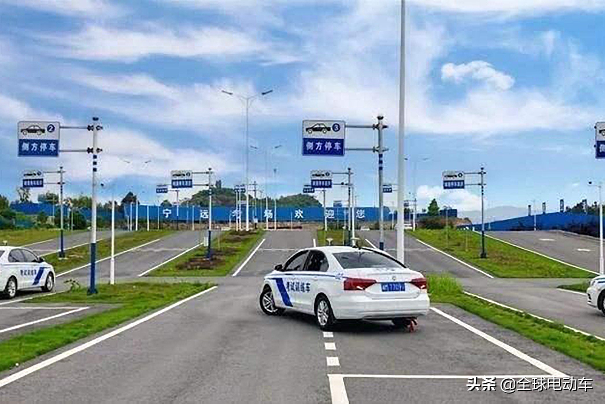 持有驾照的车主注意，6个驾照扣分新规，特别是C1、C2、F驾驶证