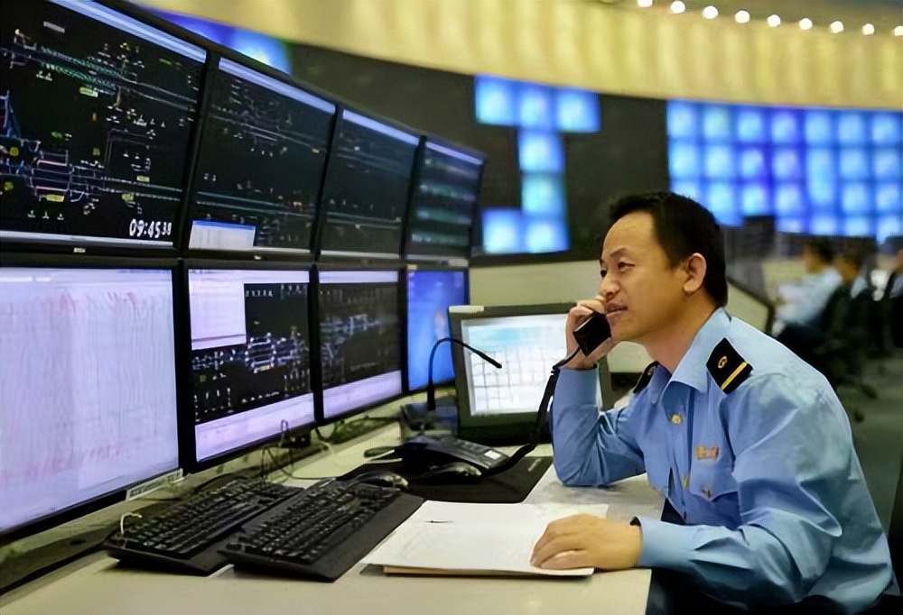 “中国铁路”开始招聘，工资有望达7000以上，毕业生不容错过