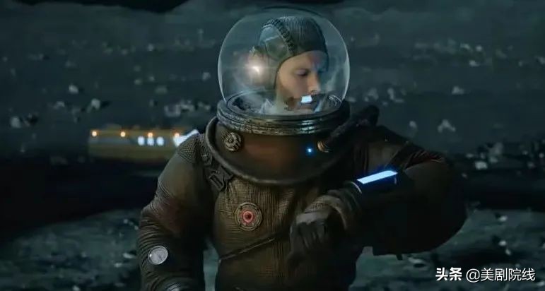 Netflix收视三连冠，爆款漫改美剧上线了