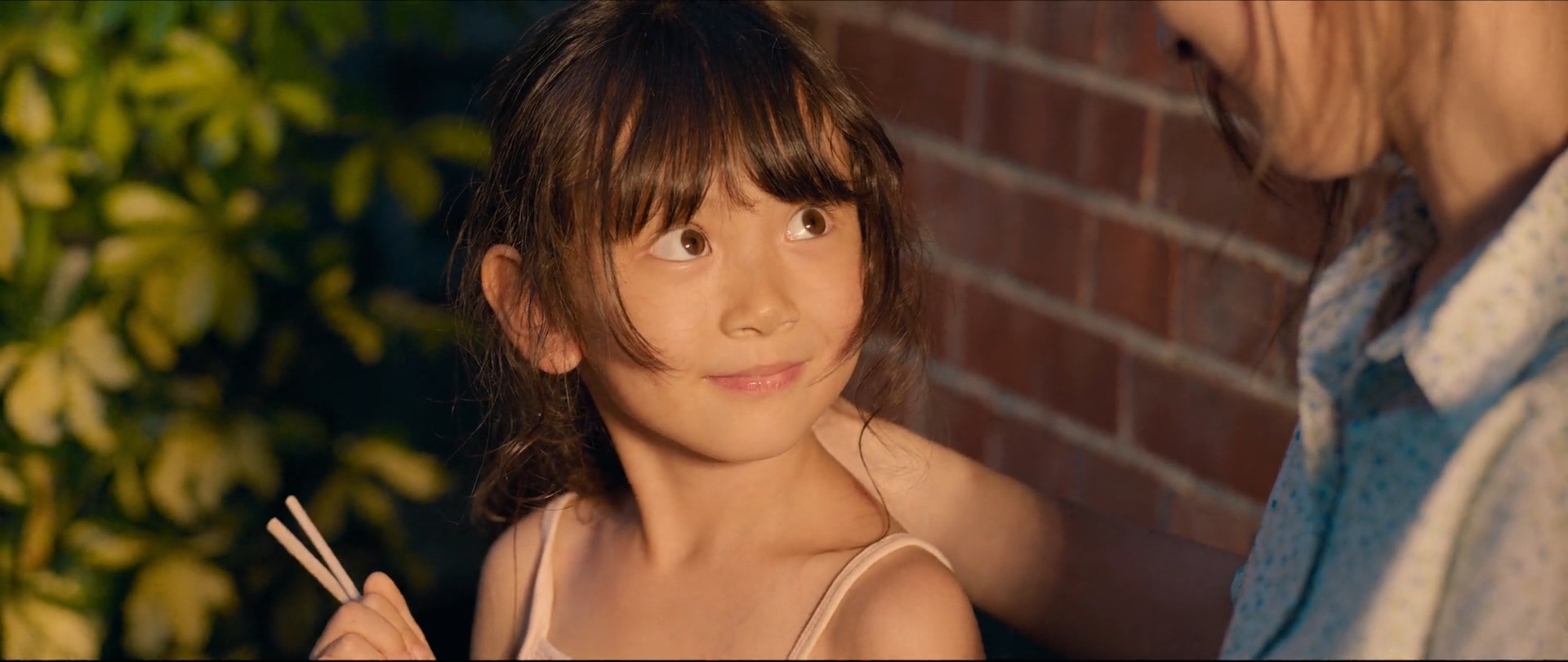 人生大事票房破12亿，10后mini花可爱又懂事！抱谁回去当女儿呢？